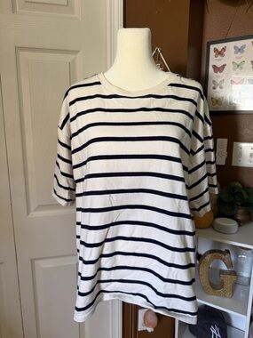 Zara Cream Tee with Navy Stripes Thicker Style / Size XL